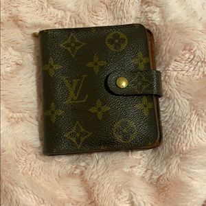 Louis Vuitton vintage wallet